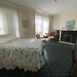 Fort Pl B&B